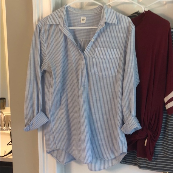 size medium top - Picture 2 of 8